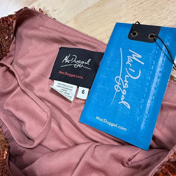 Mac Duggal NWT One Sleeve Fully Sequined High Slit Maxi Dress Copper Size 6 - Picture 4 of 10